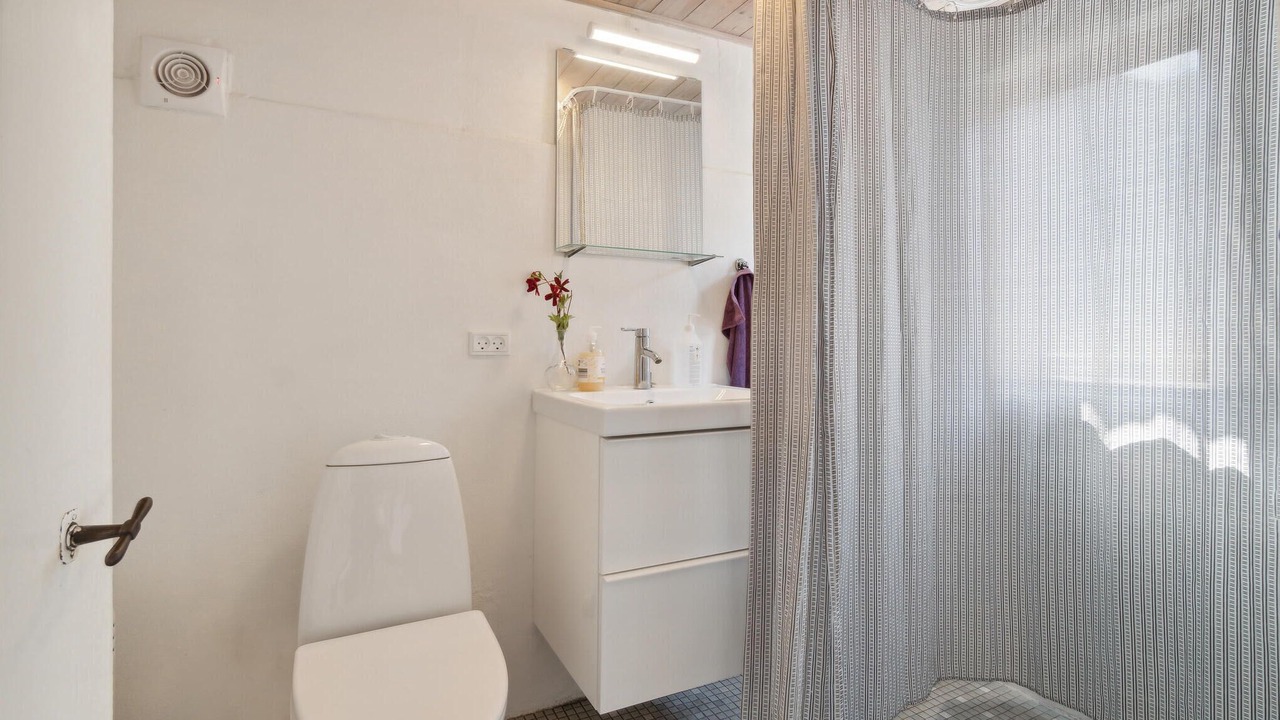 Photo of Bathroom in Østermarie