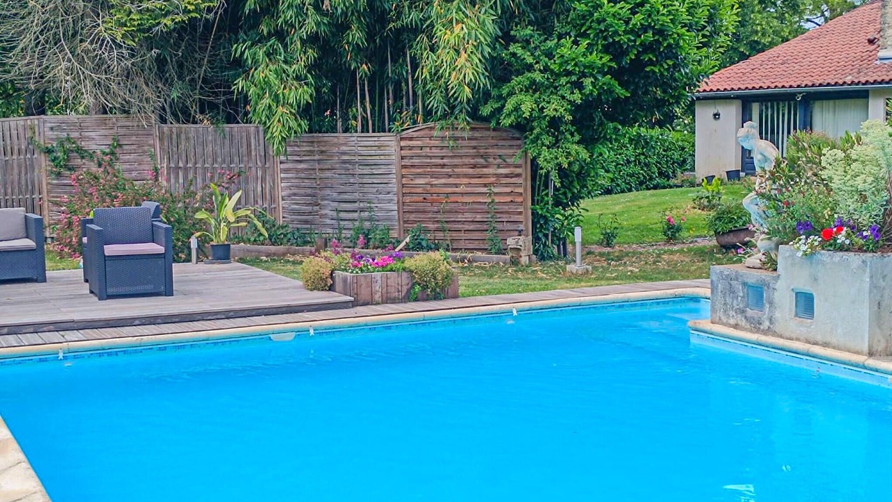 Photo of Outdoor in Herry