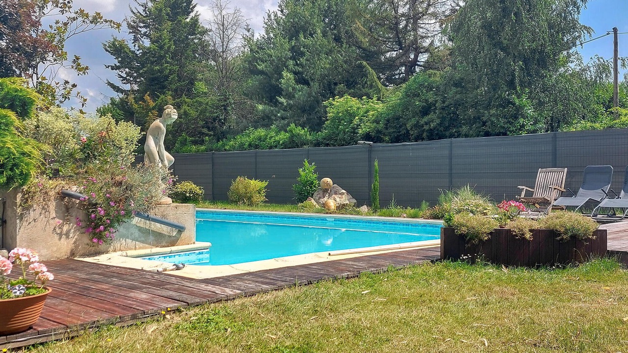 Photo of Outdoor in Herry