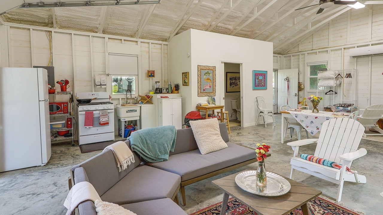 Photo of Livingroom in Coffeyville