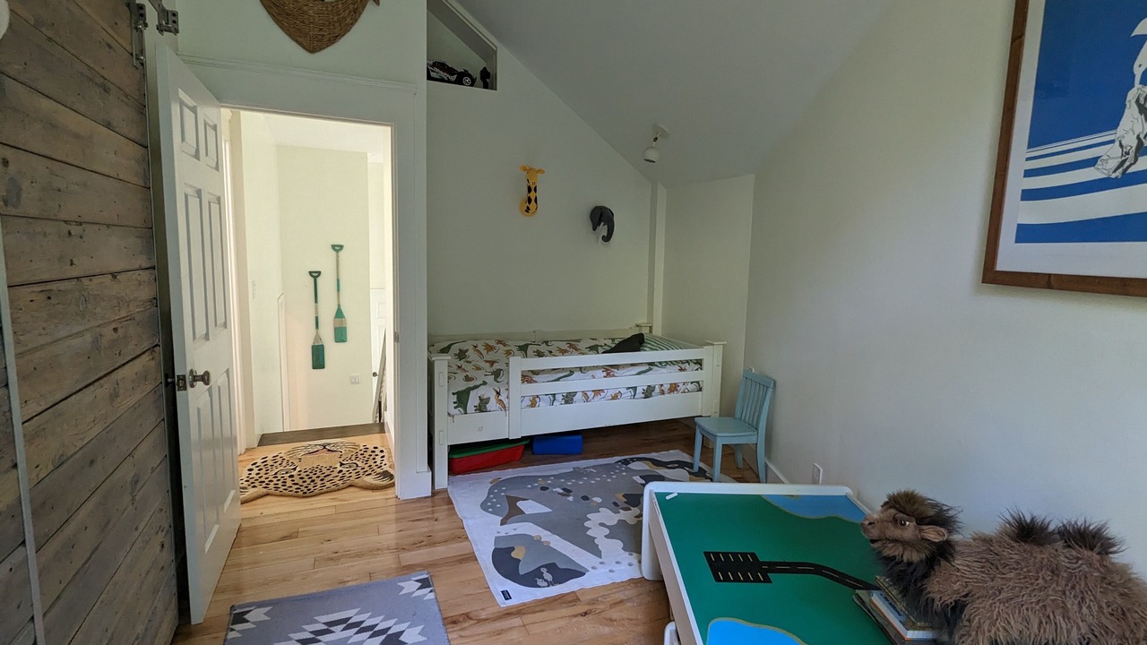 Photo of Bedroom in Tamalpais-Homestead Valley