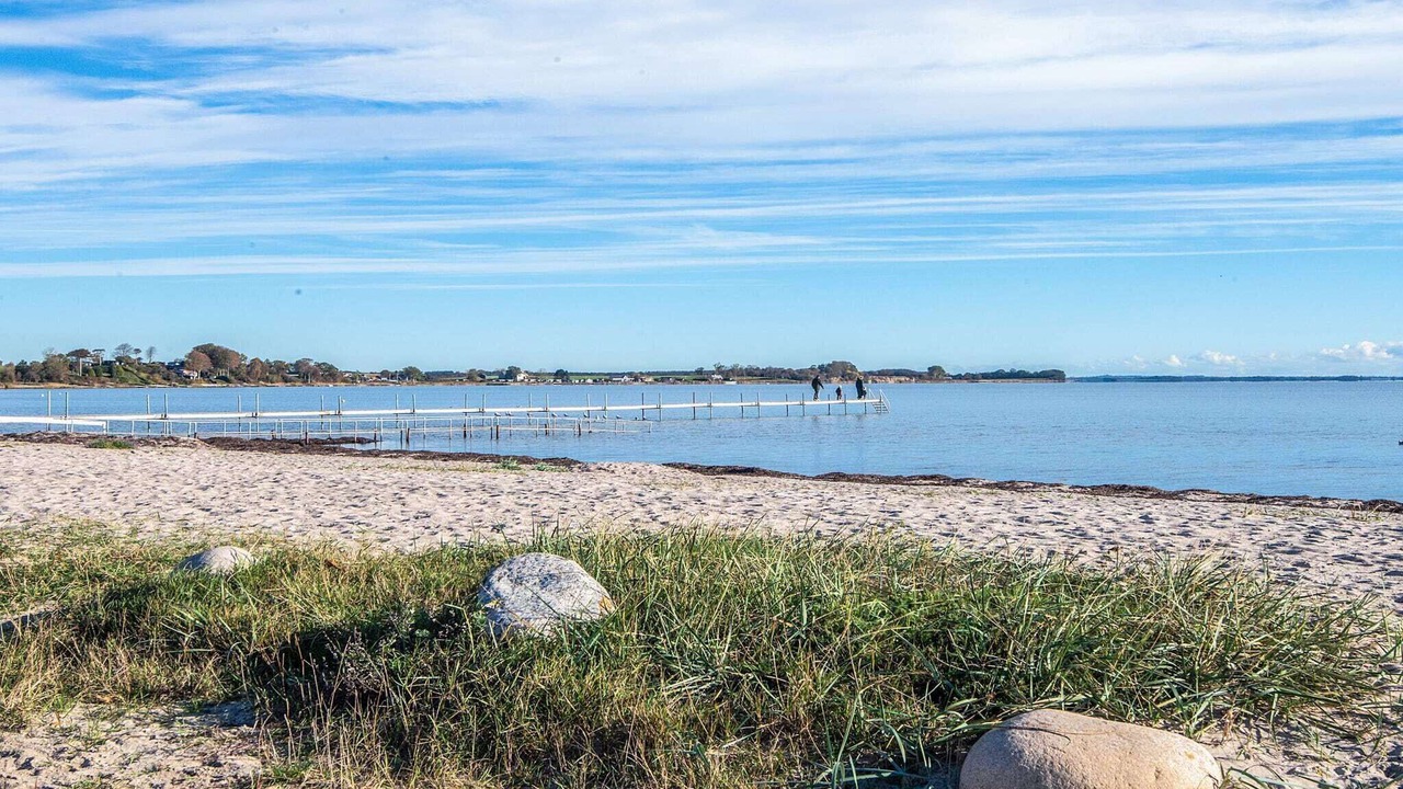 Photo of Others in Bjert