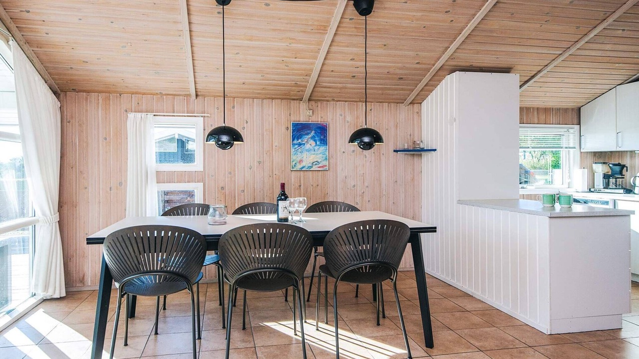 Photo of Others in Bjert