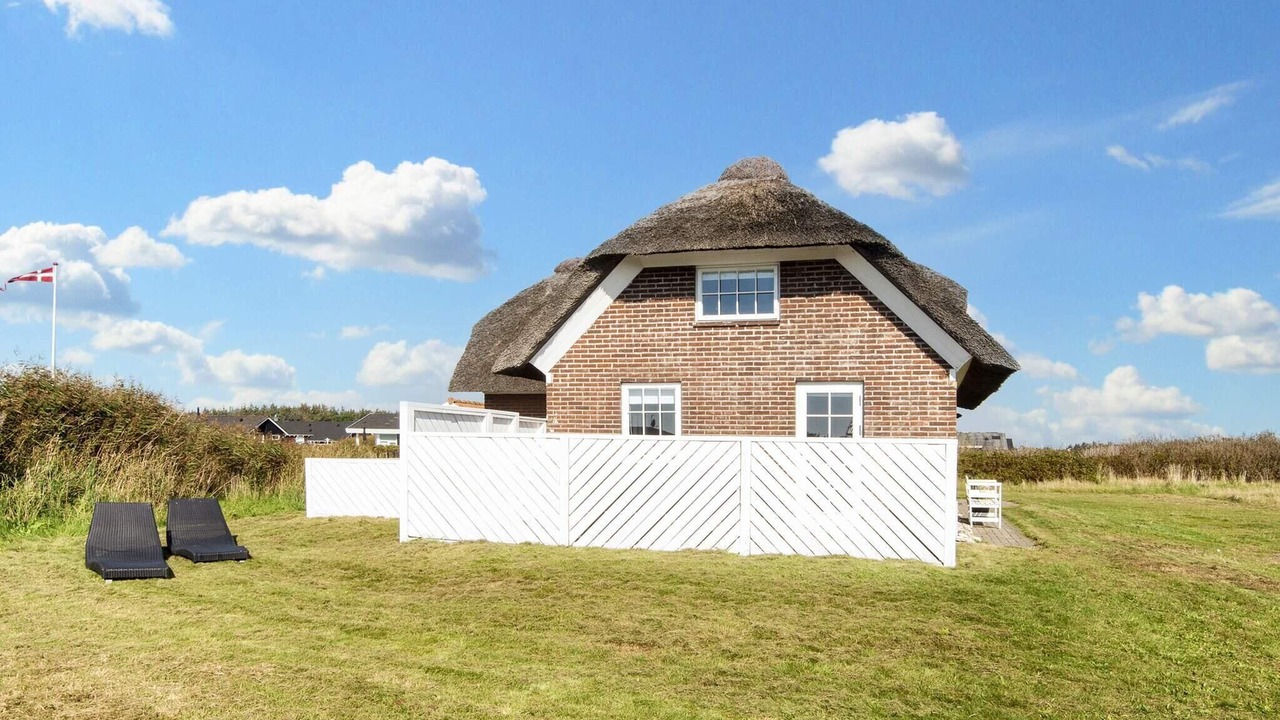 Photo of Outdoor in Vrist Strand