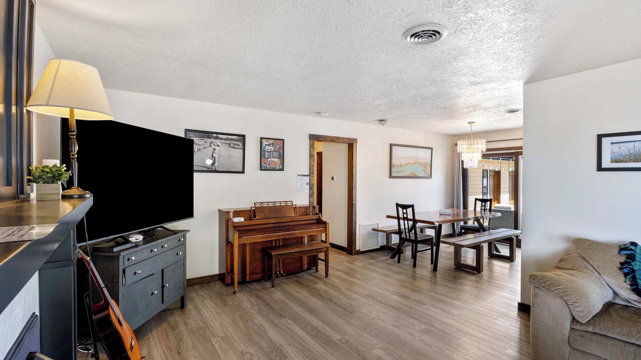 Photo of Livingroom in Moses Lake