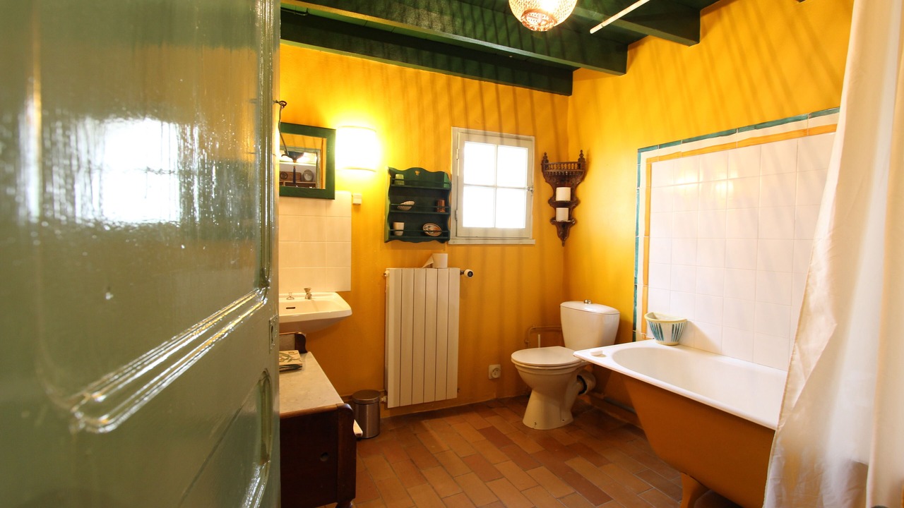 Photo of Bathroom in Aubignan