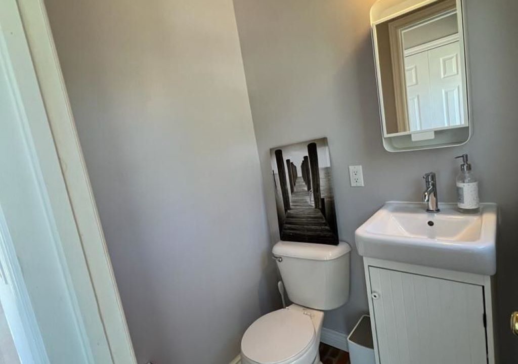 Photo of Bathroom in Port Franks