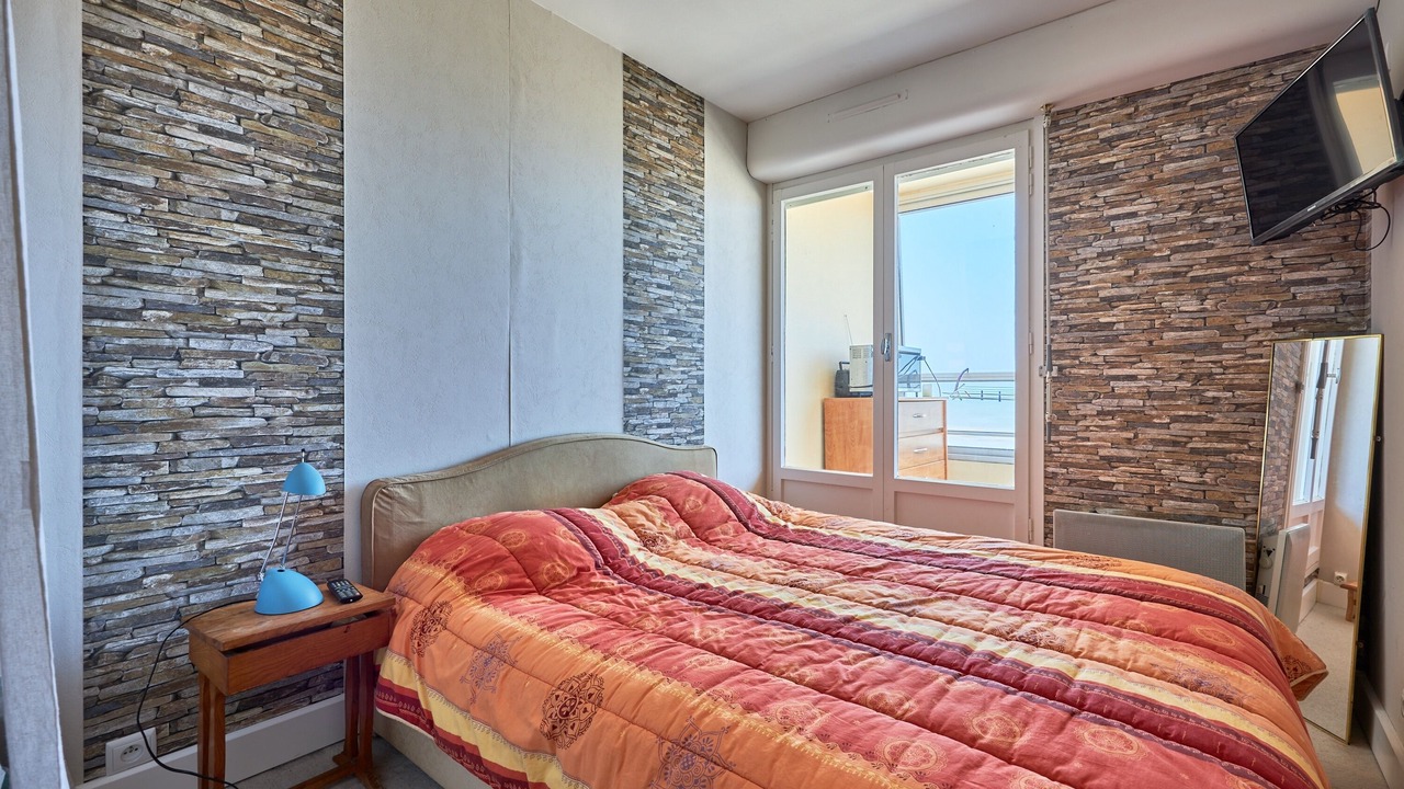 Photo of Bedroom in Courseulles-sur-Mer