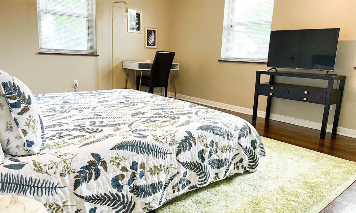 Photo of Bedroom in Spring Grove Village