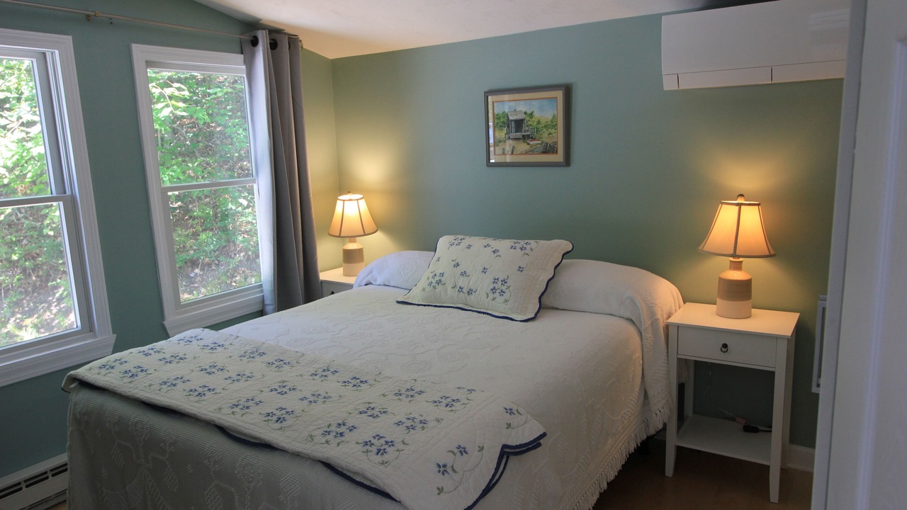Photo of Bedroom in Mashpee