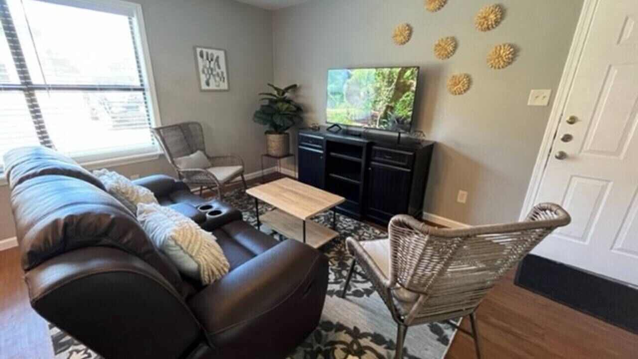 Photo of Livingroom in College Station