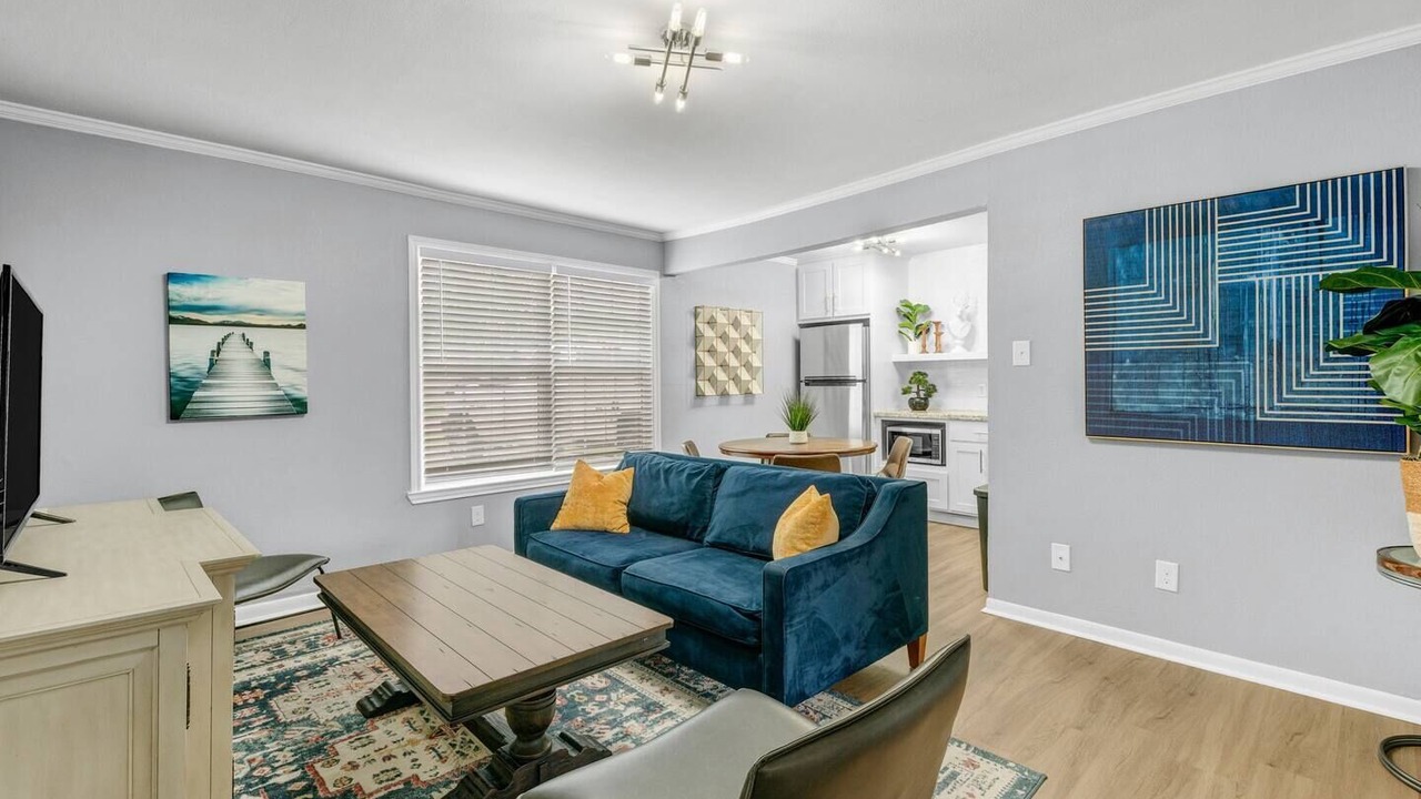 Photo of Livingroom in College Station
