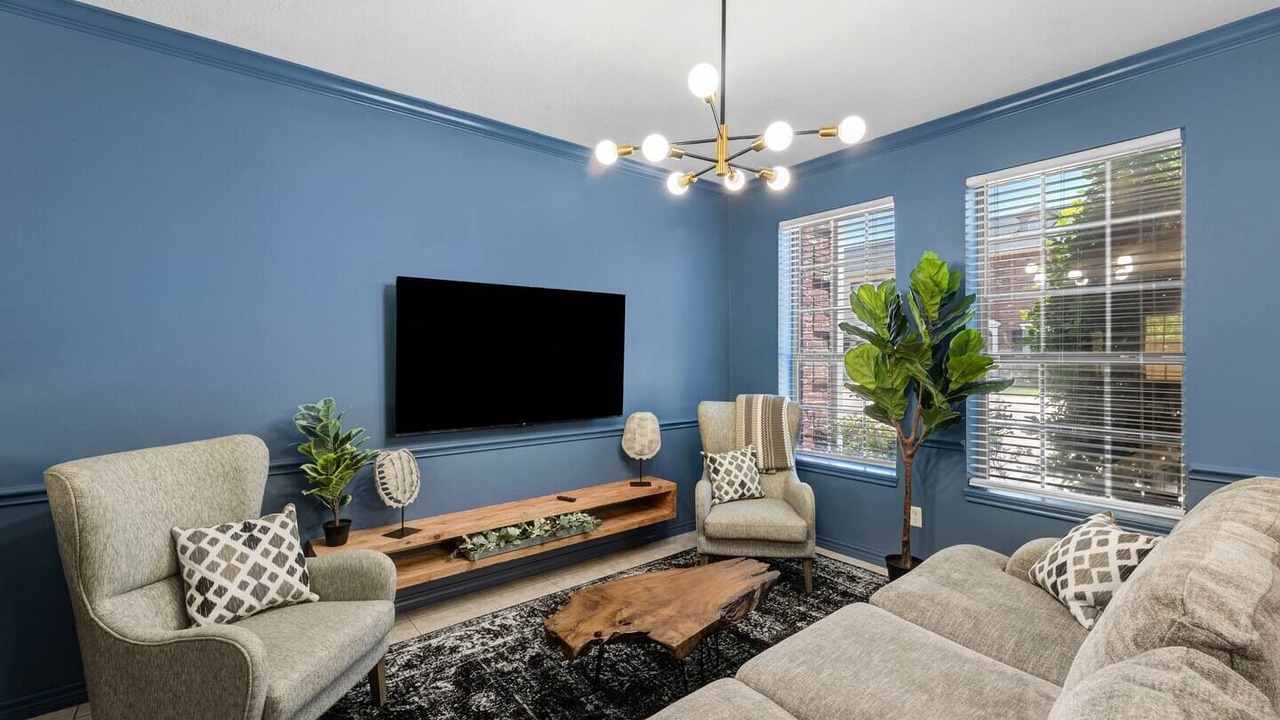 Photo of Livingroom in College Station