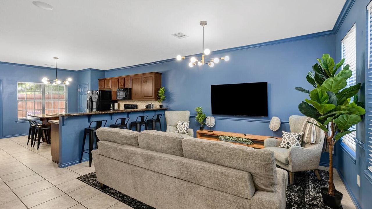 Photo of Livingroom in College Station