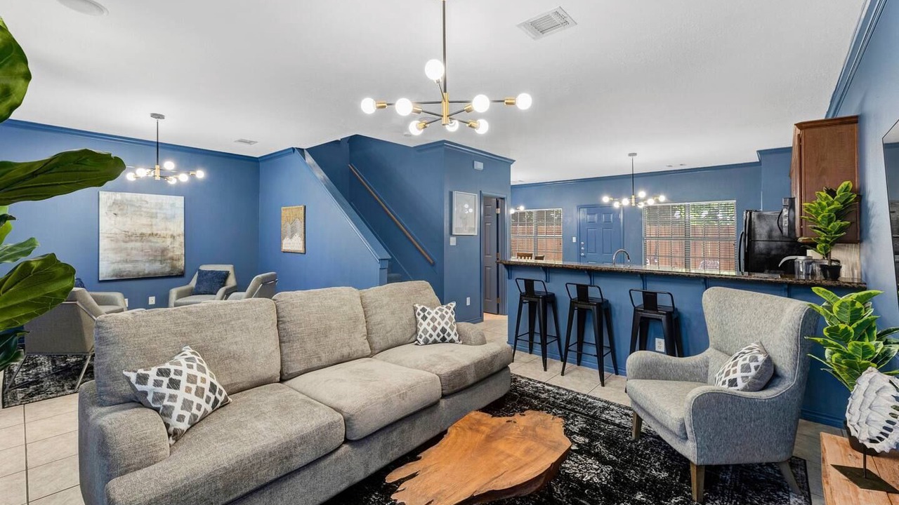 Photo of Livingroom in College Station