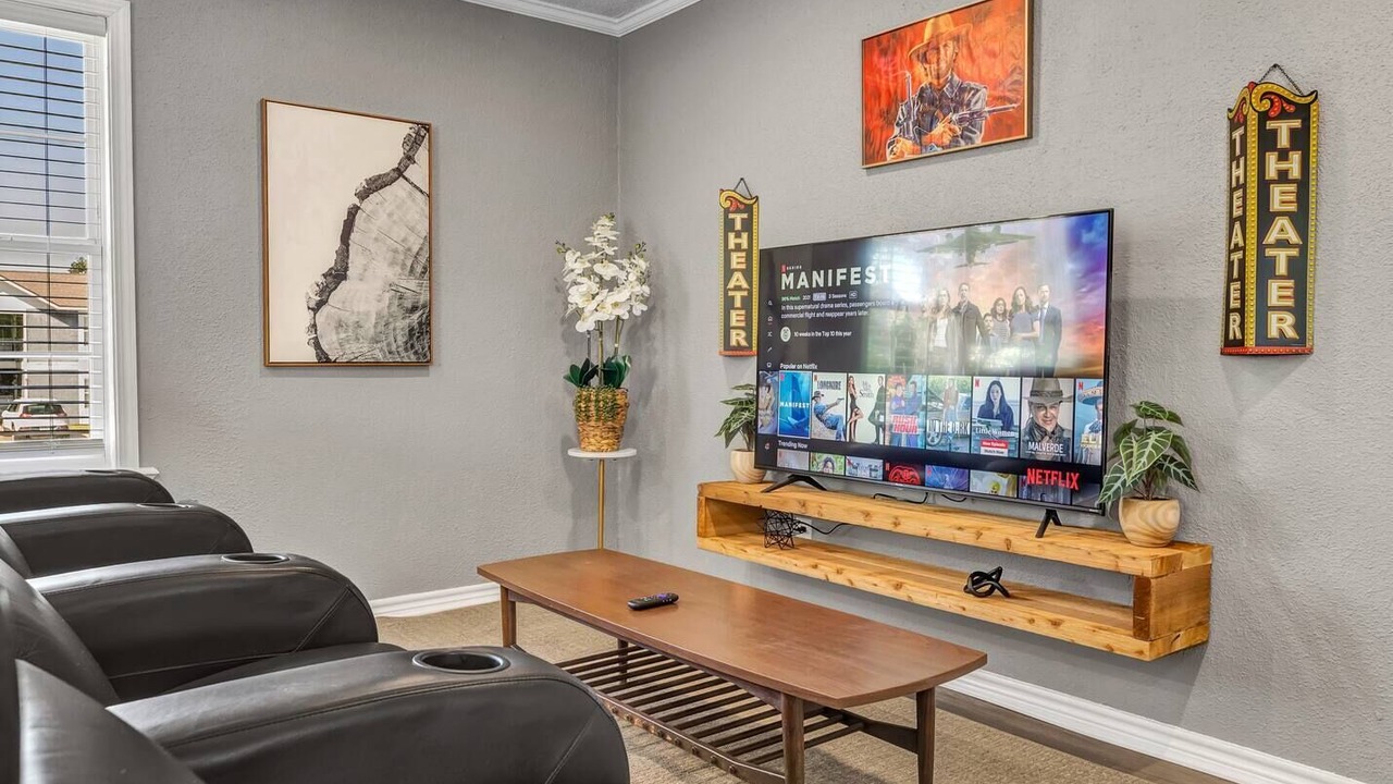 Photo of Livingroom in College Station