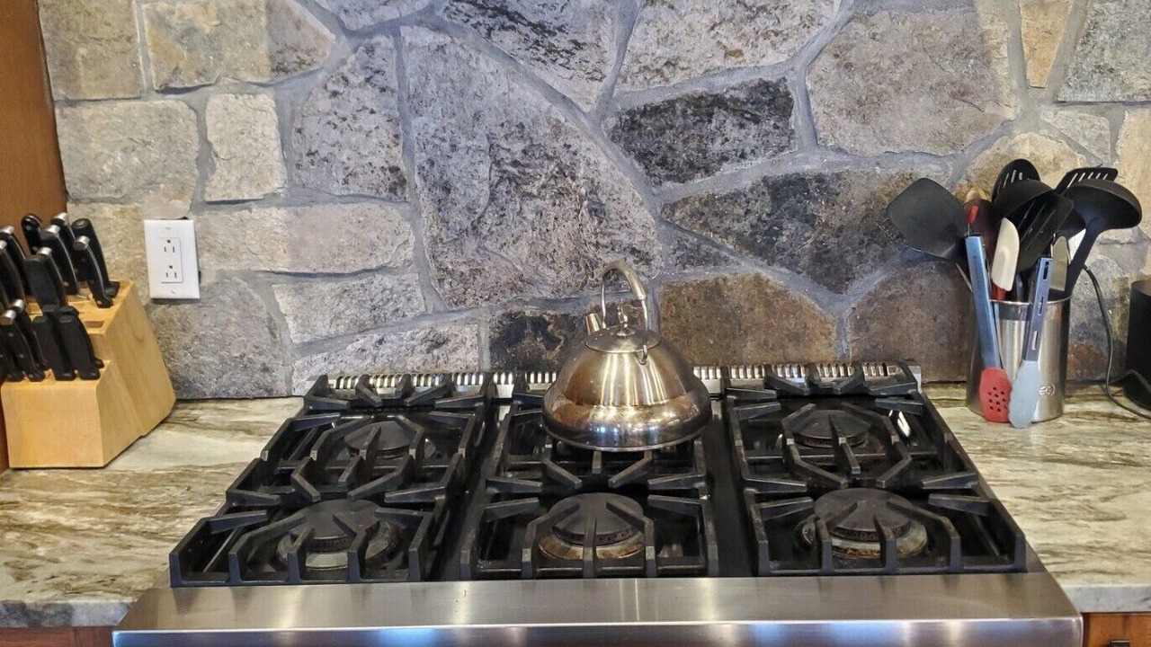 Photo of Kitchen in Burdett