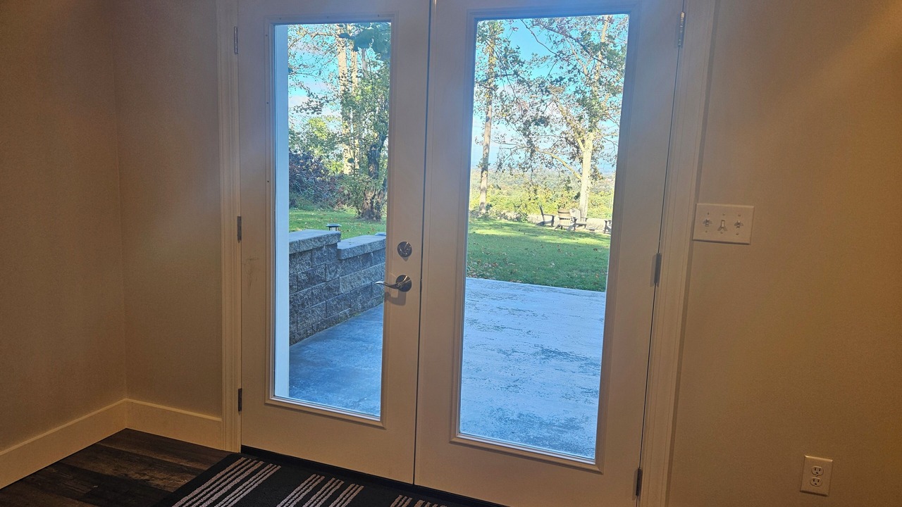 Photo of Others in Strasburg