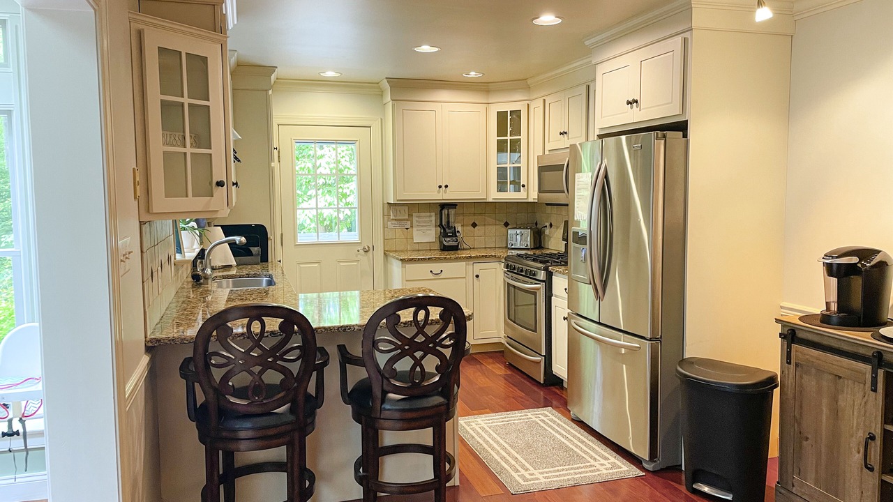 Photo of Others in Strasburg