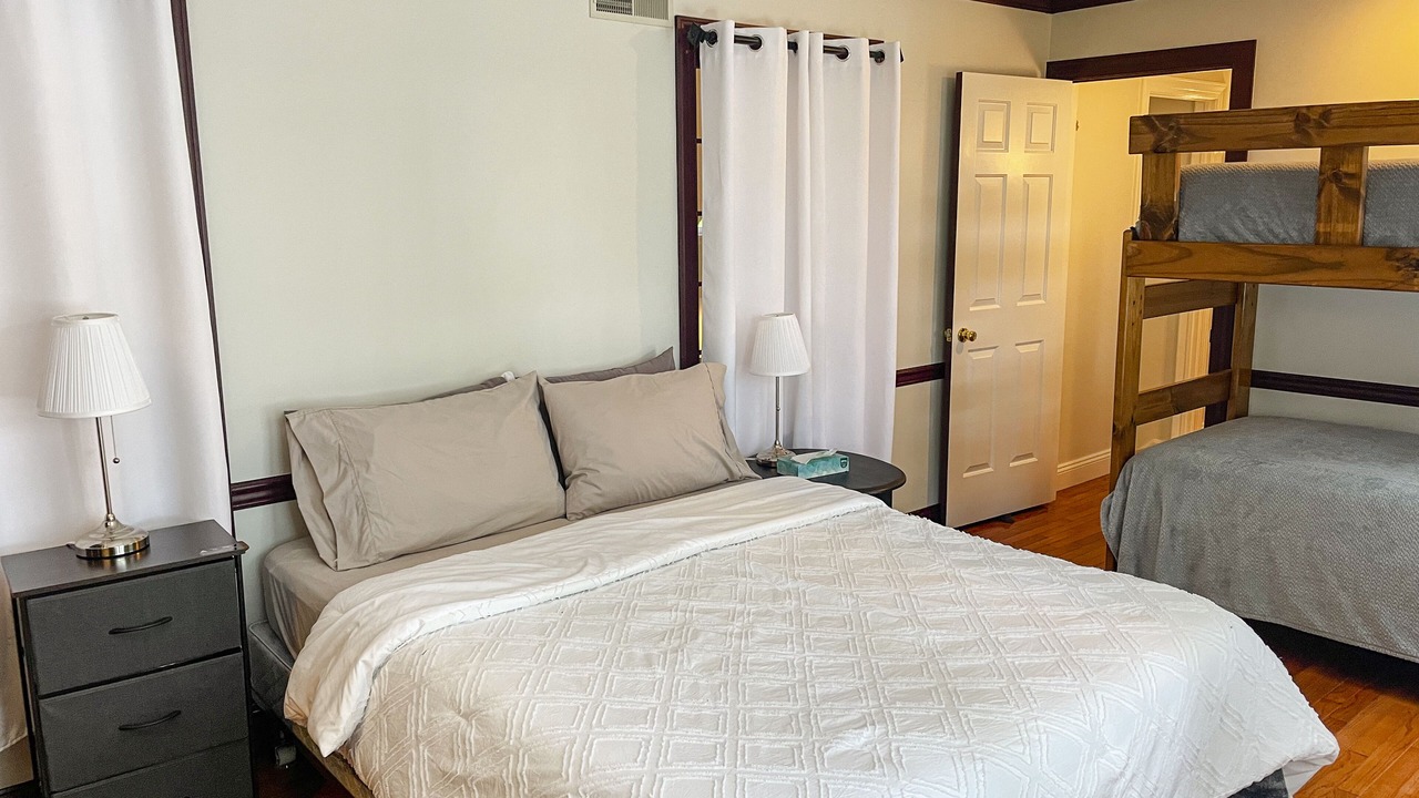 Photo of Others in Strasburg