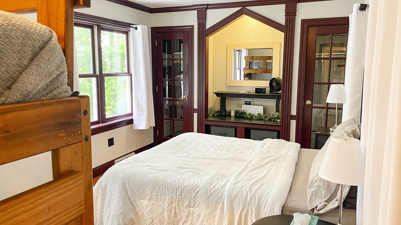 Photo of Others in Strasburg