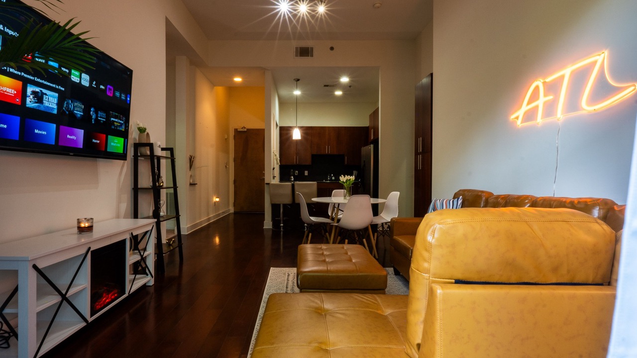 Photo of Others in Lindbergh