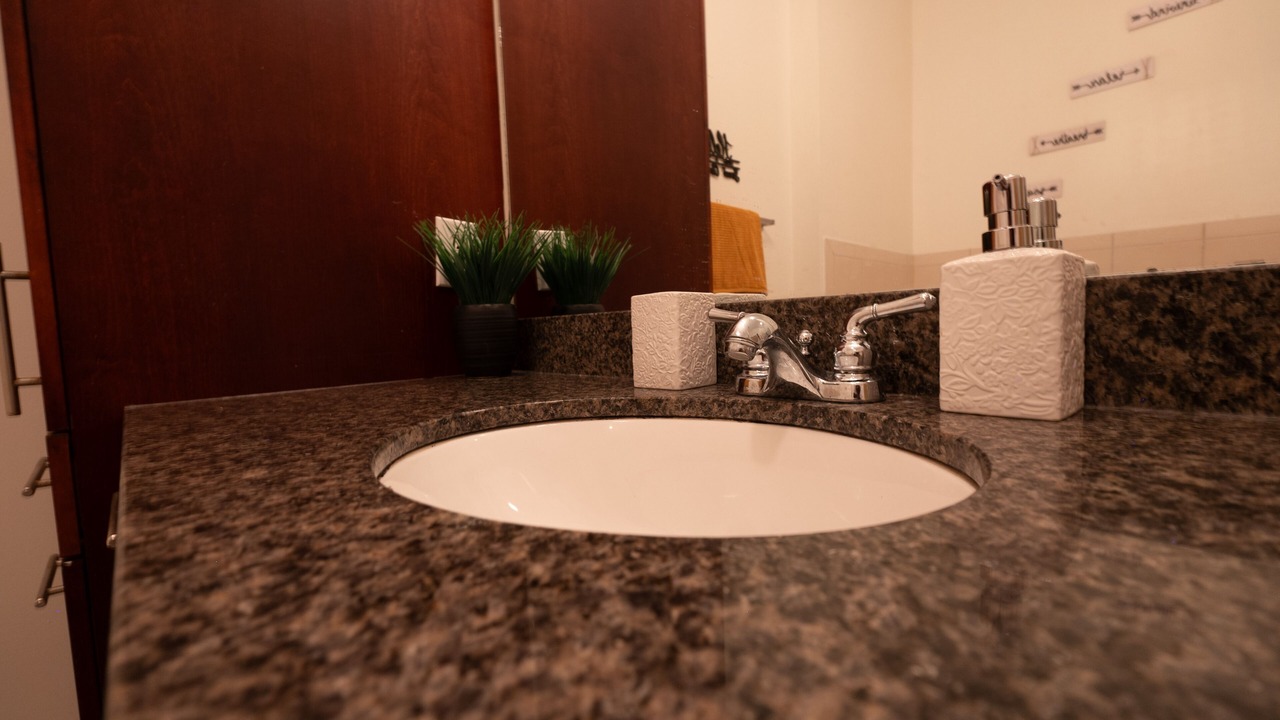 Photo of Bathroom in Lindbergh