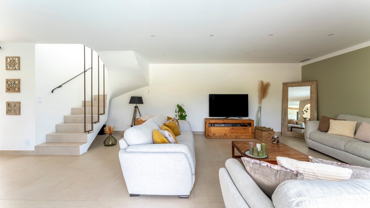 Photo of Livingroom in Saint-Andre-d'Olerargues