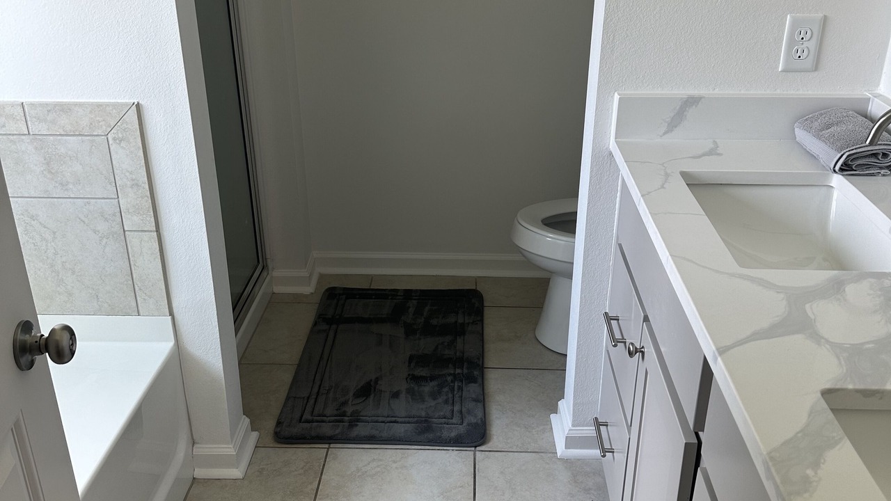 Photo of Bathroom in Carlyss