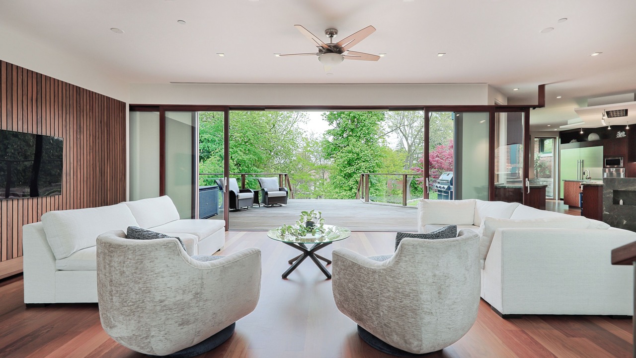 Photo of Livingroom in The Kingsway