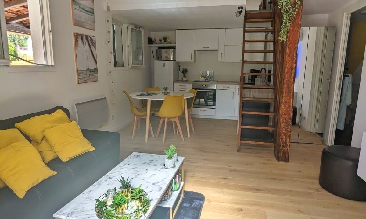 Photo of Livingroom in Auribeau-sur-Siagne