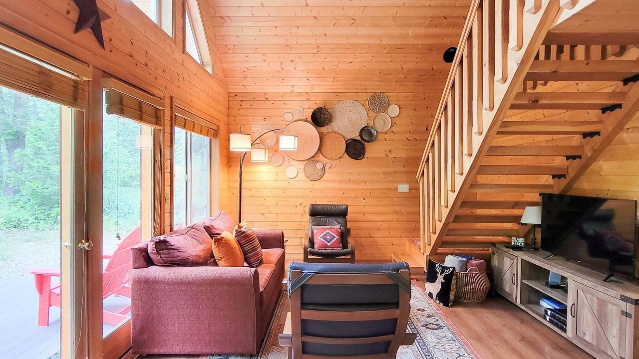 Photo of Livingroom in Mazama