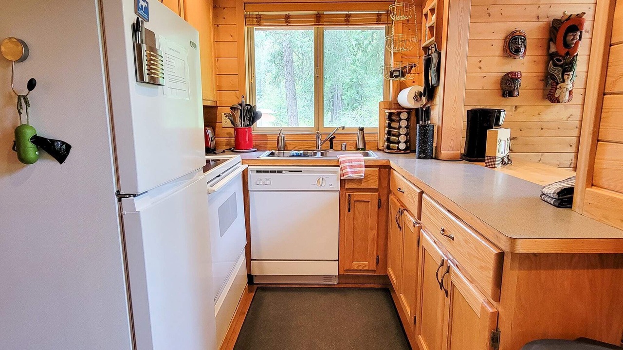 Photo of Kitchen in Mazama
