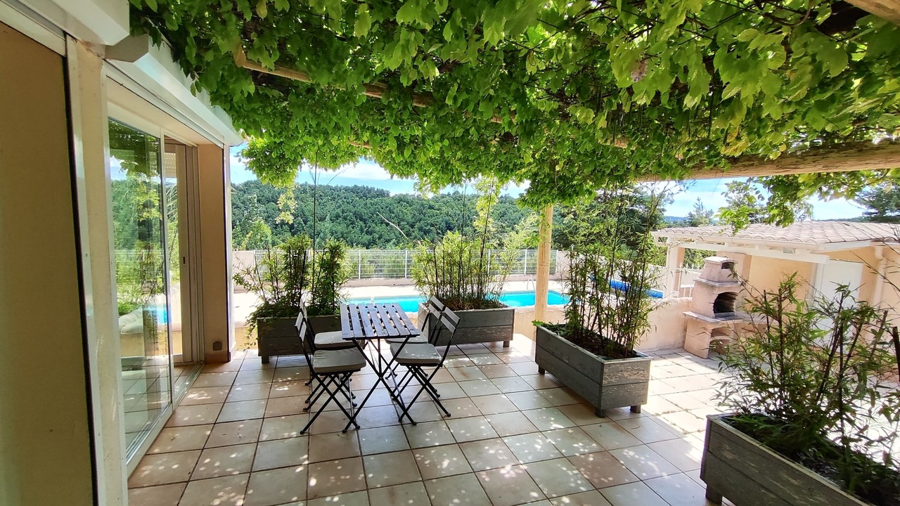 Photo of Outdoor in Simiane-la-Rotonde