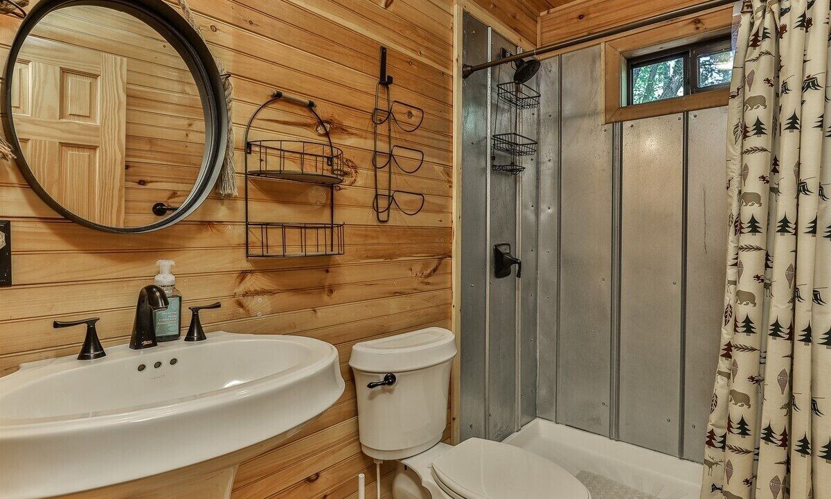 Photo of Bathroom in Cashes Valley