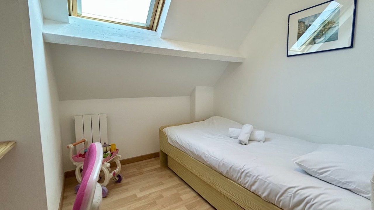 Photo of Bedroom in Saint-Quentin-en-Tourmont