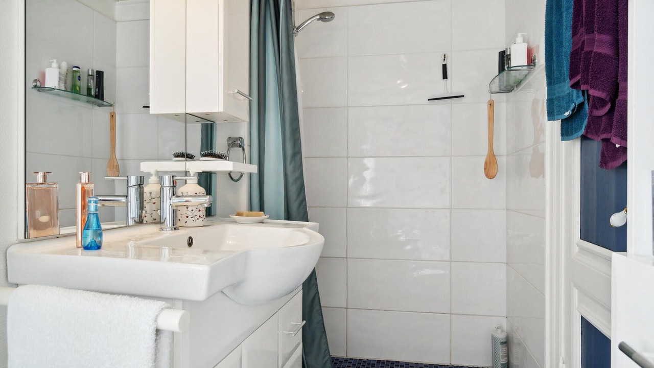 Photo of Bathroom in Helsned
