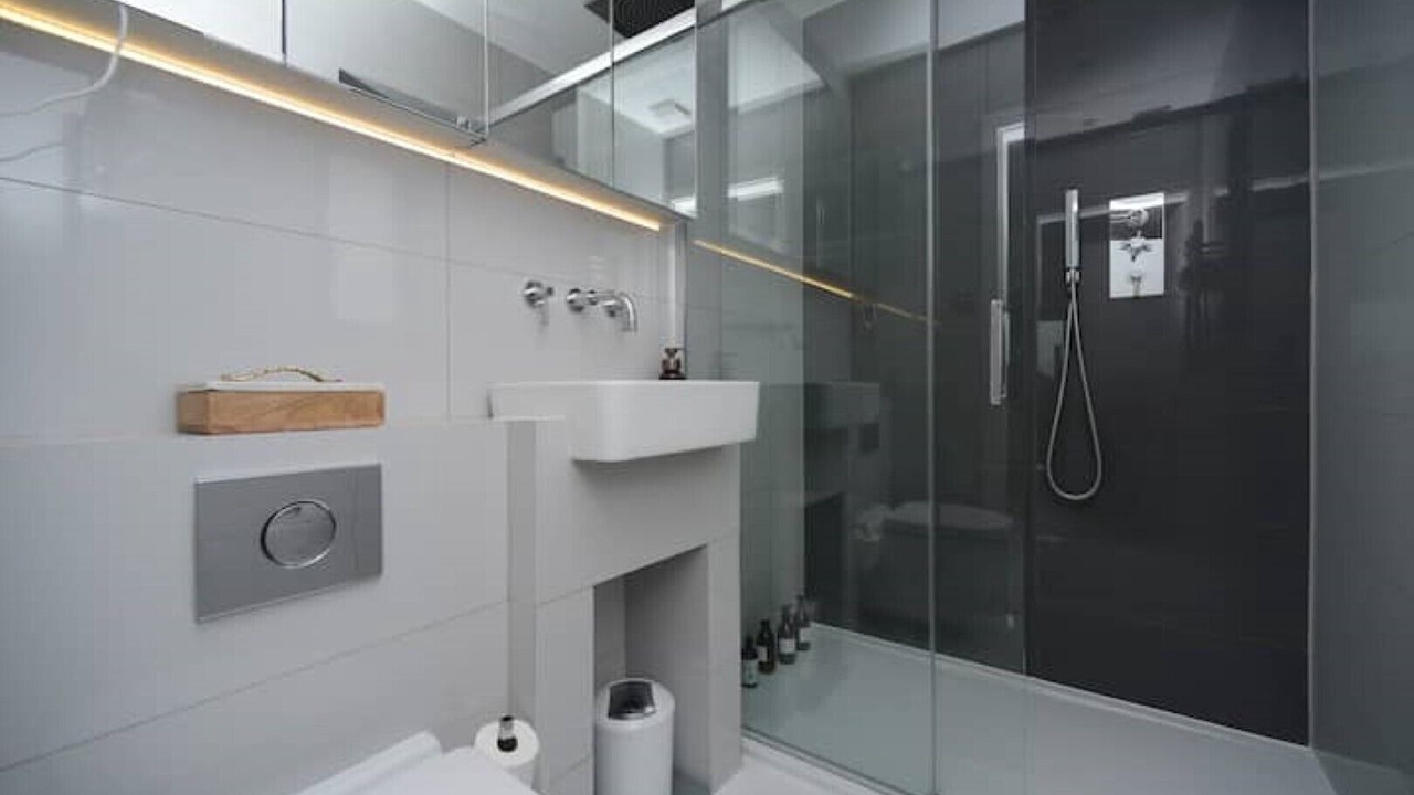 Photo of Bathroom in Woodingdean