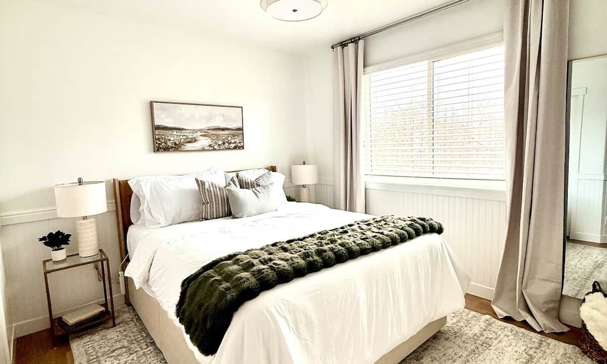 Photo of Bedroom in Sandy
