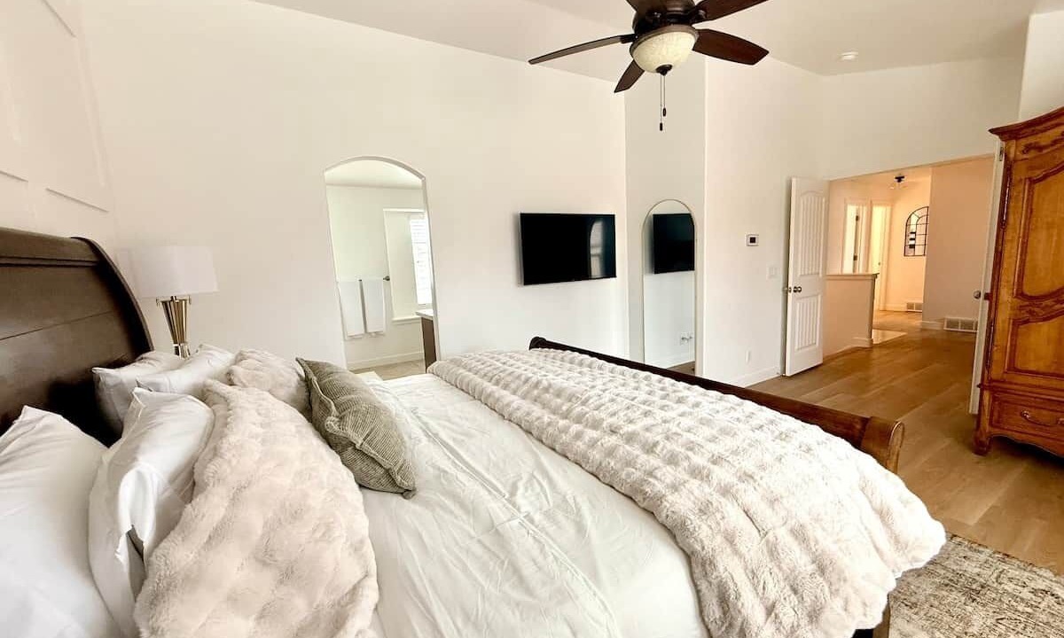 Photo of Bedroom in Sandy