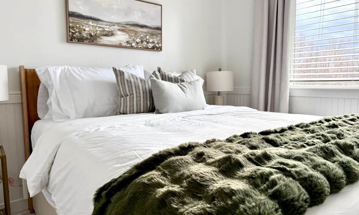 Photo of Bedroom in Sandy