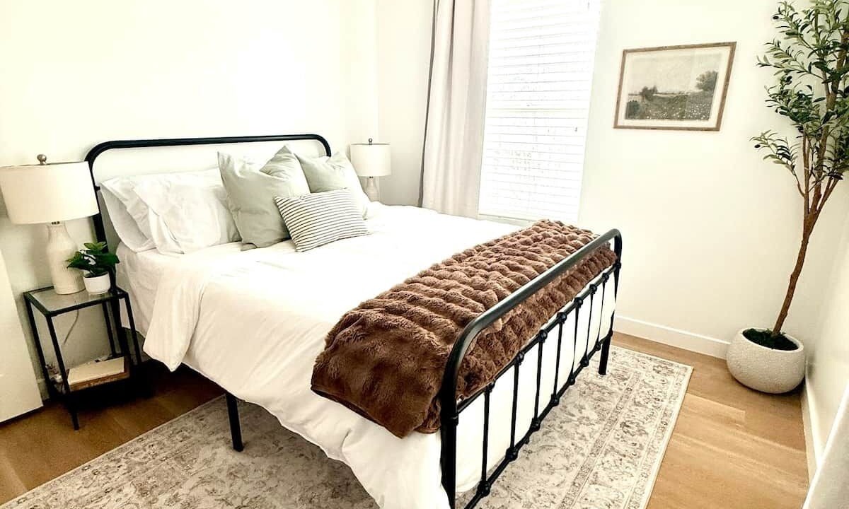 Photo of Bedroom in Sandy