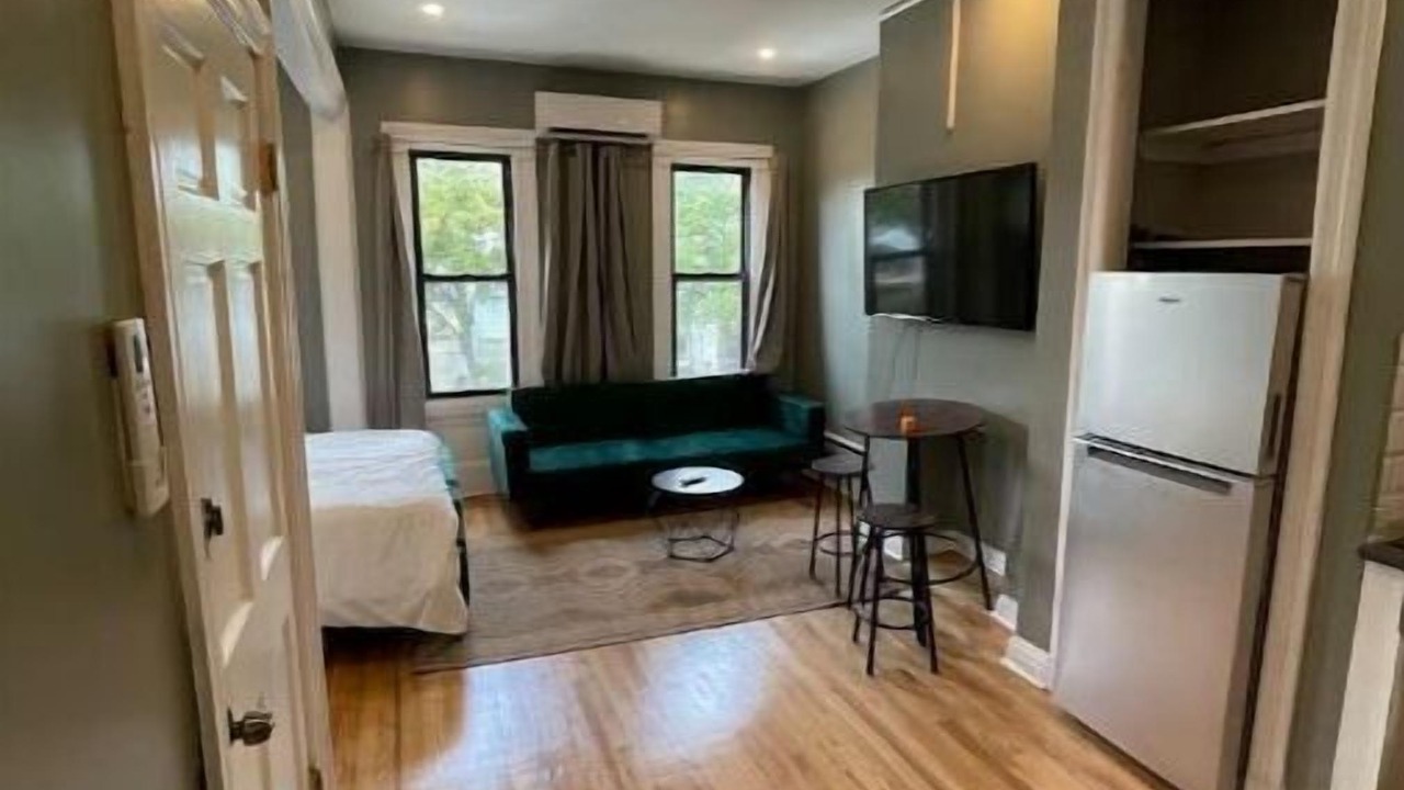 Photo of Livingroom in Ocean Hill