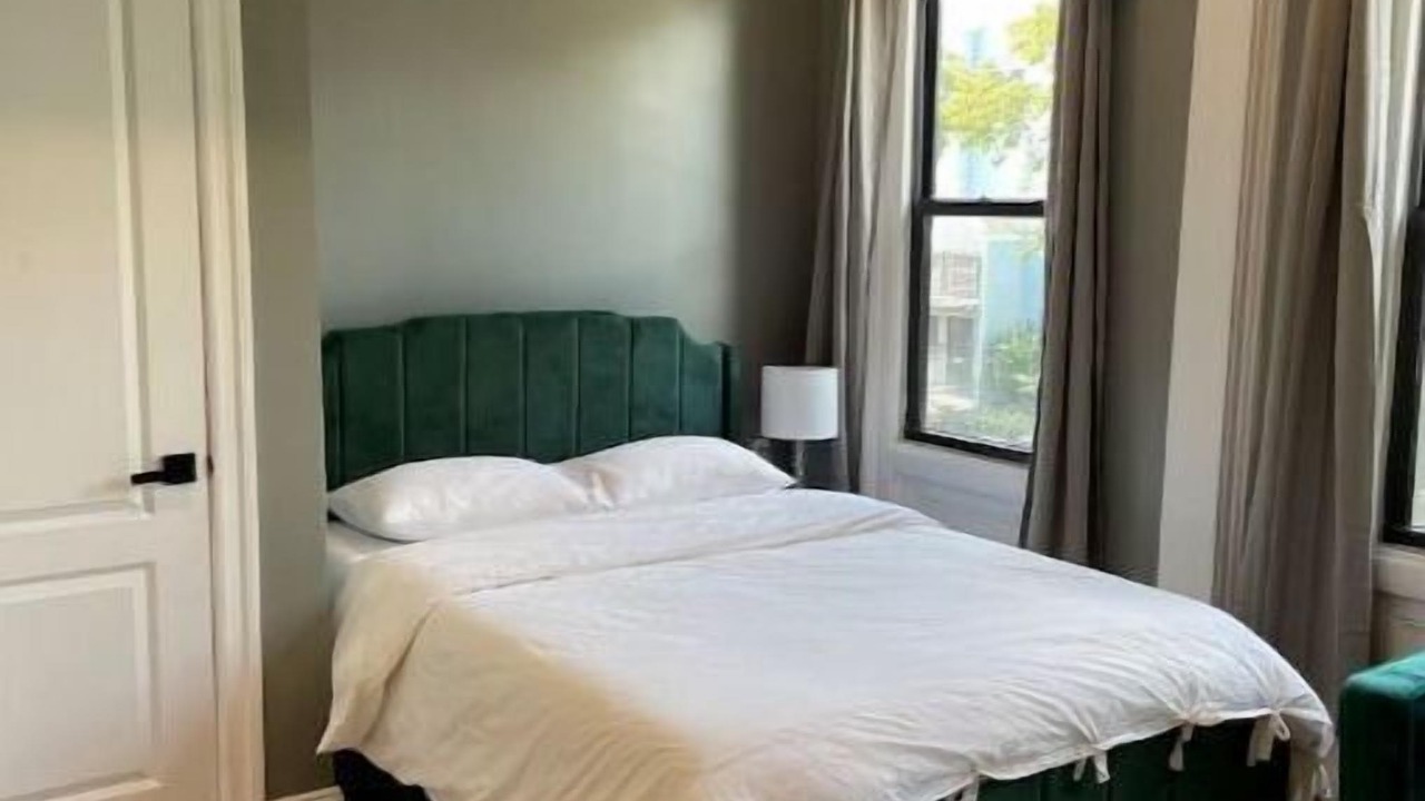 Photo of Bedroom in Ocean Hill