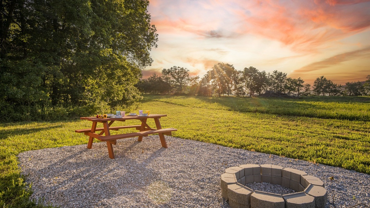 Photo of Others in Cassville