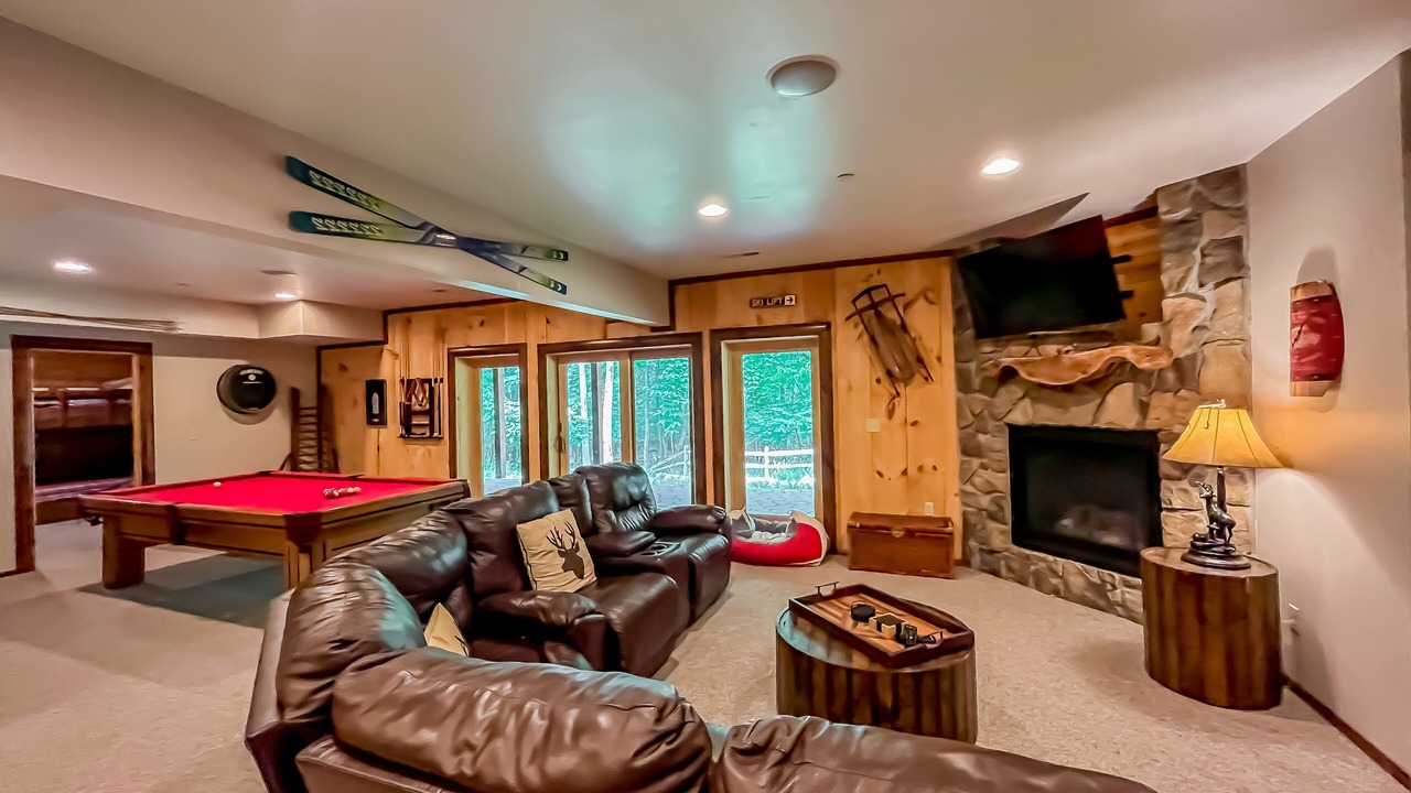 Photo of Livingroom in Oakland