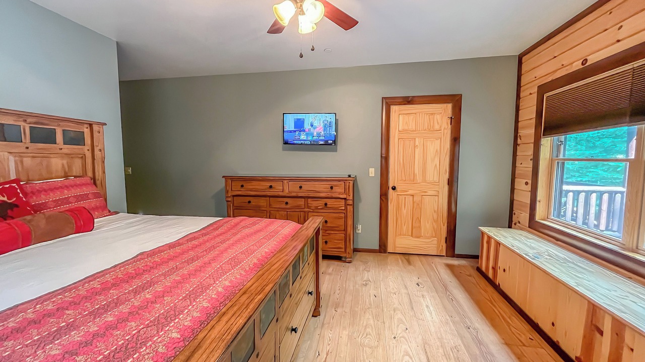Photo of Bedroom in Oakland