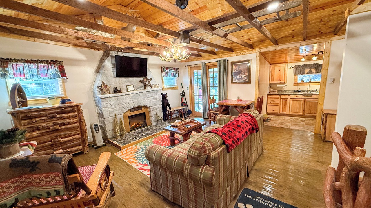 Photo of Livingroom in Jefferson Township