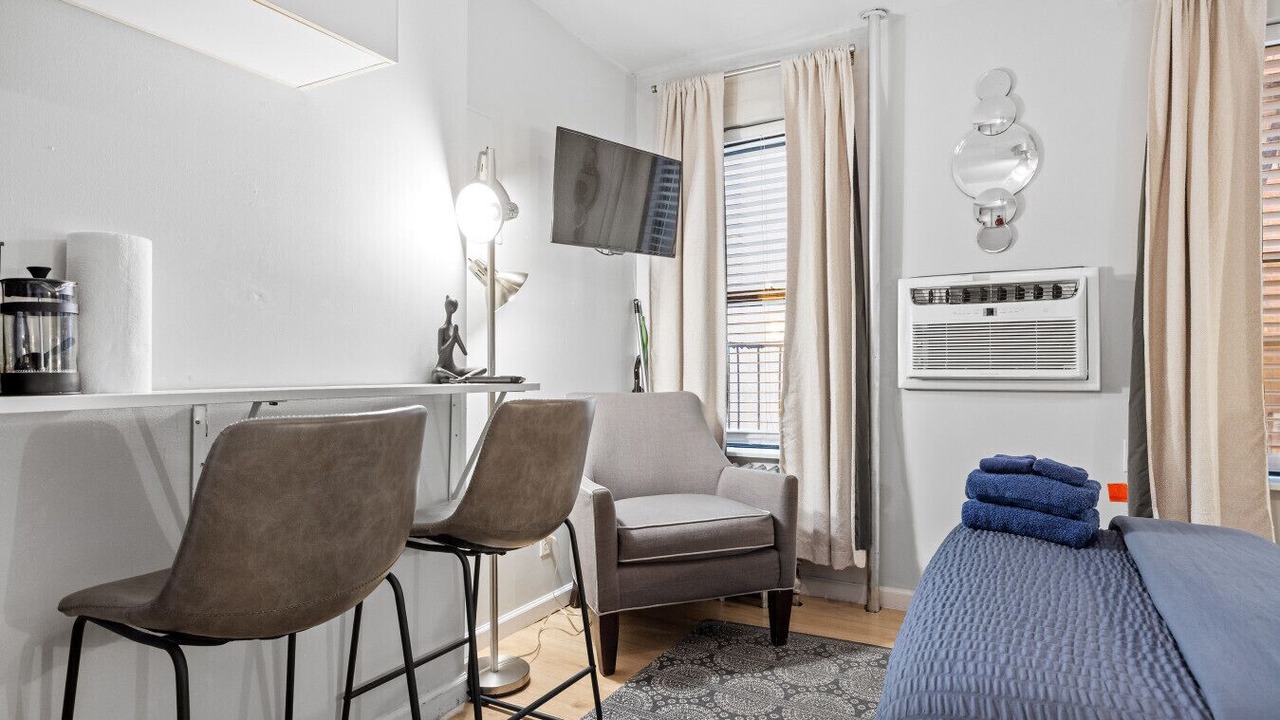 Photo of Others in Midtown West