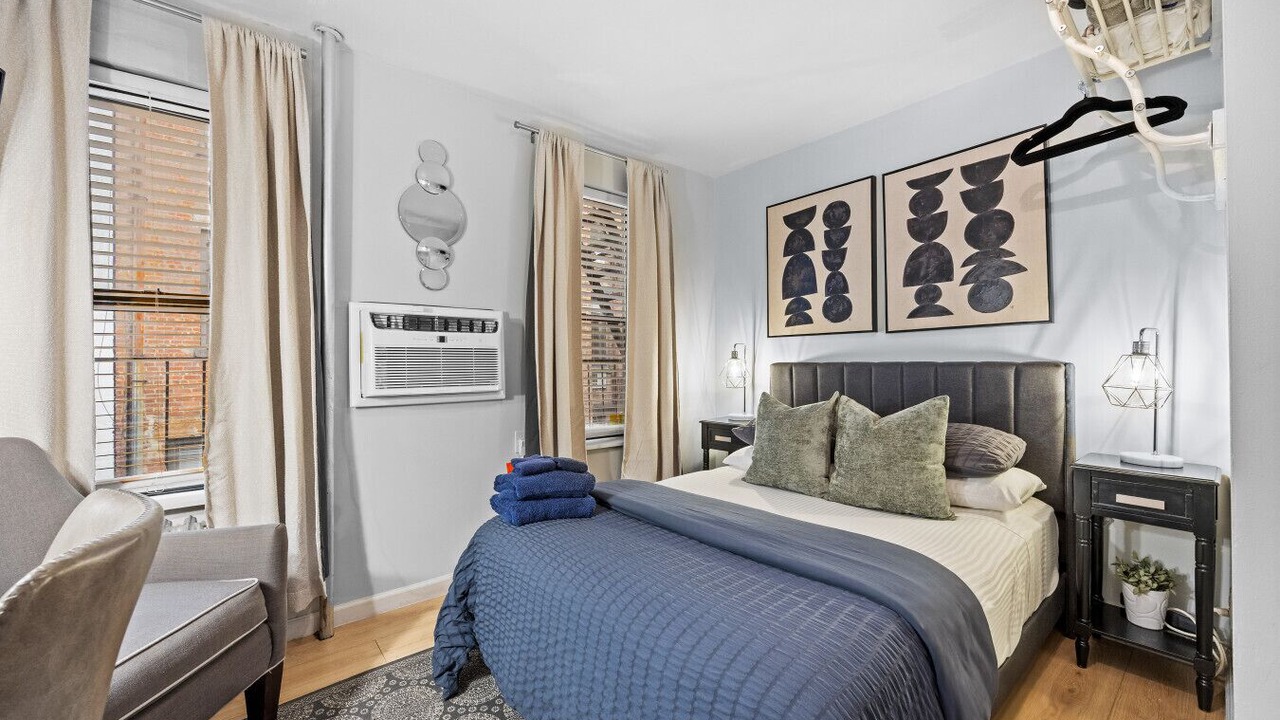 Photo of Others in Midtown West